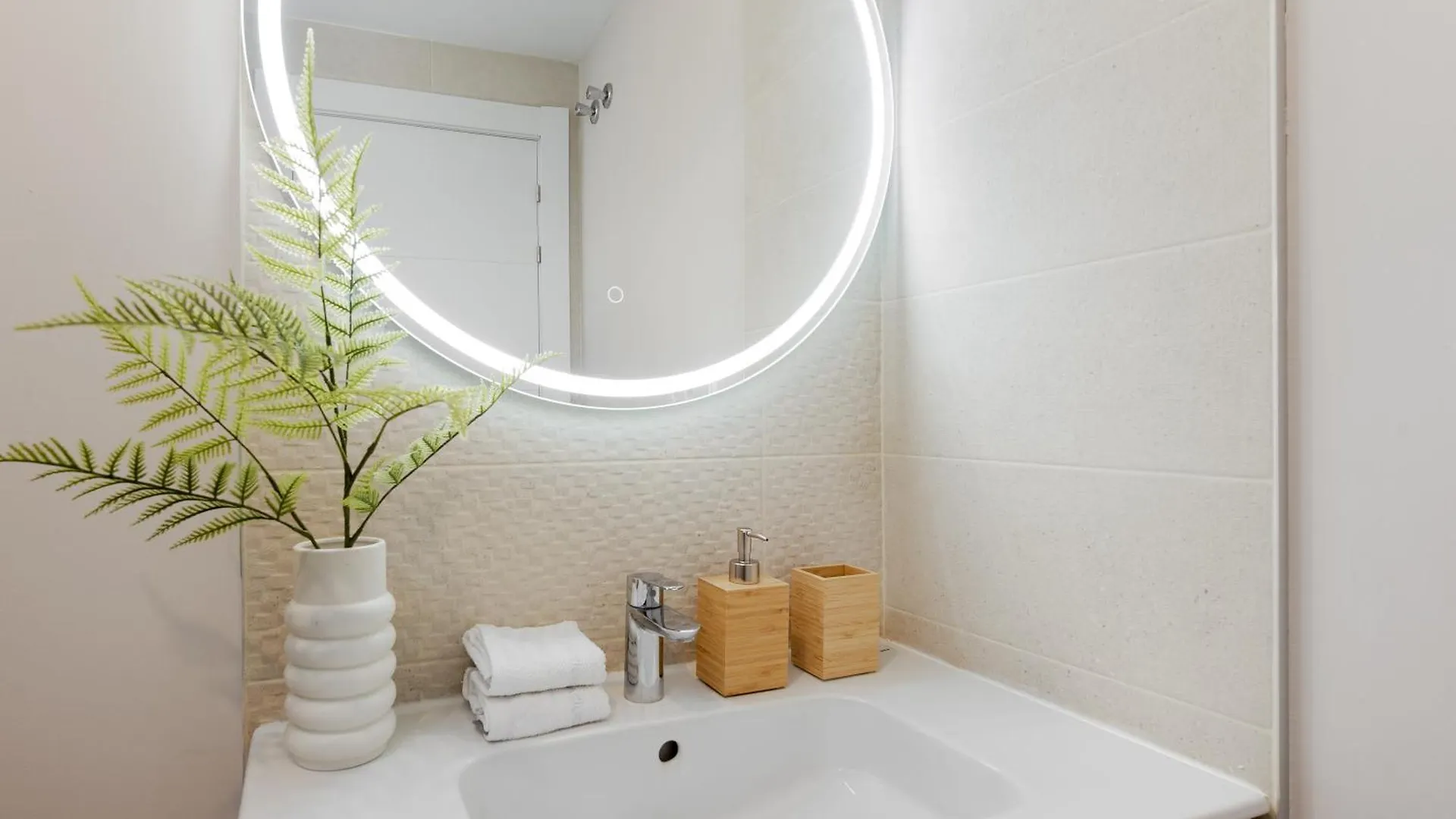 Casa Bahia Bliss At One80 Suites, Estepona